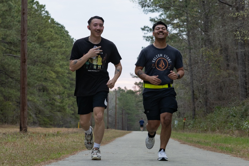 Marine Corps Combat Service Support Schools hosts run club