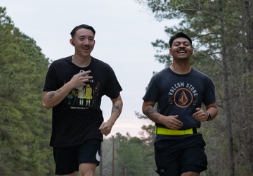 Marine Corps Combat Service Support Schools hosts run club