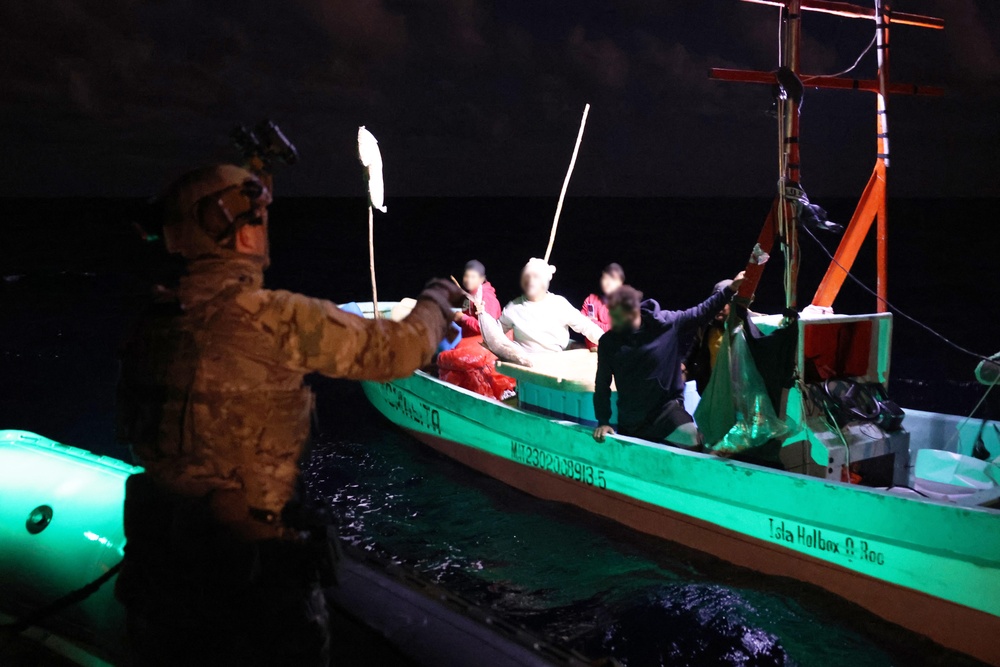 USS Gravely Supports Maritime Interdiction Operations with Coast Guard Detachment