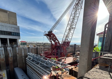 Melvin Price Locks and Dam Lift Gate Replacement