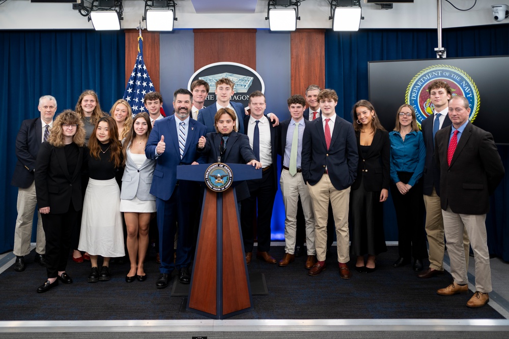 ATSD-PA Parnell Hosts St. Georges Students at the Pentagon