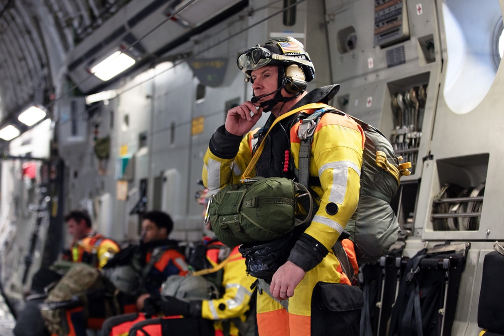 Pararescue, airlift Alaska Air National Guardsmen parachute jump into Kodiak
