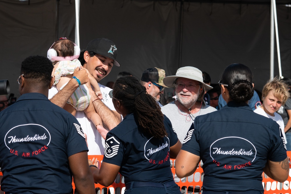 Air Force Thunderbirds at 2025 SoCal Air Show