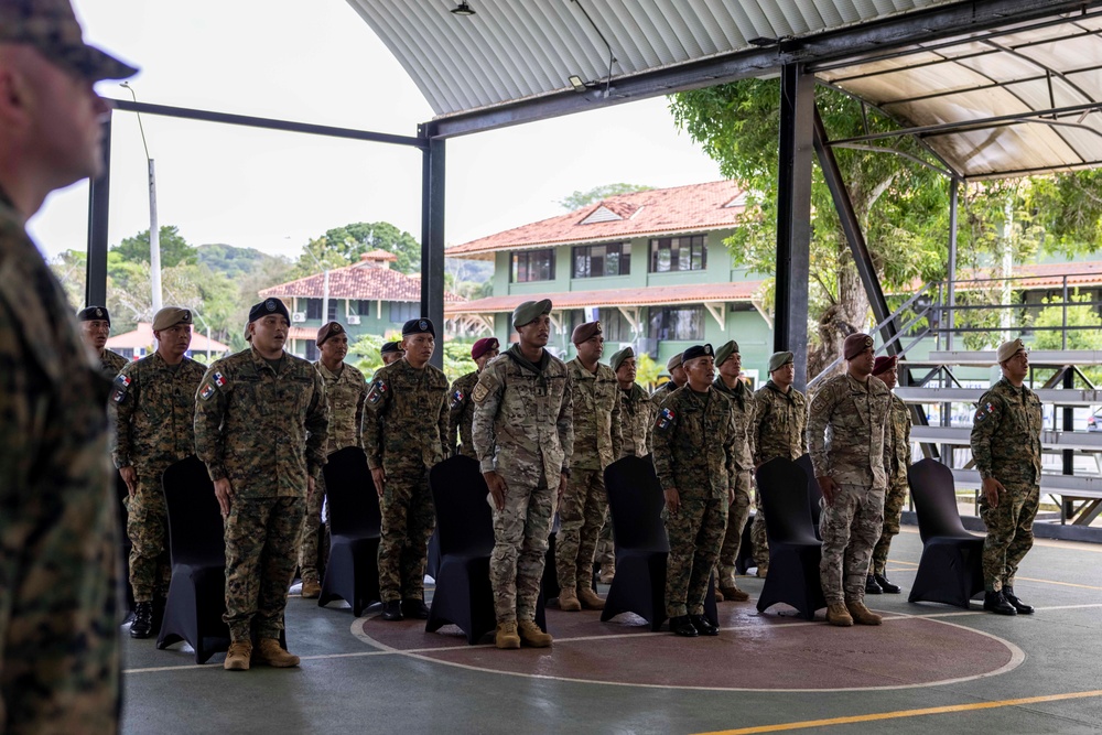 Personnel with the National Aeronaval Service of Panama graduate from courses hosted under the U.S.-Colombia Action Plan