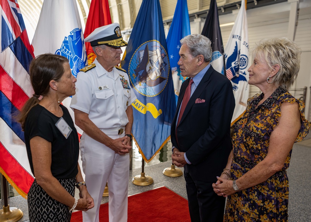 New Zealand Deputy Prime Minister Tours USS Arizona Memorial with COMPACFLT