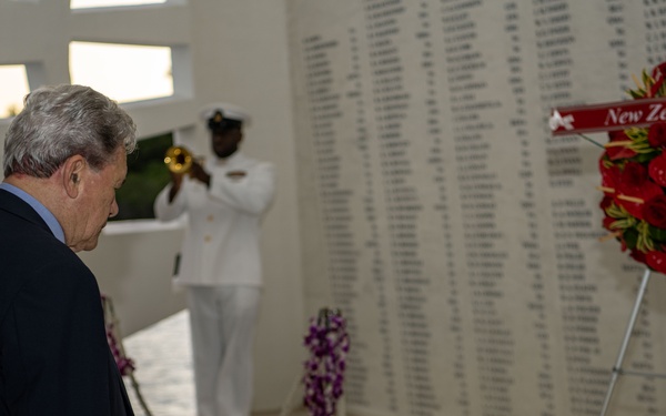 New Zealand Deputy Prime Minister Tours USS Arizona Memorial with COMPACFLT