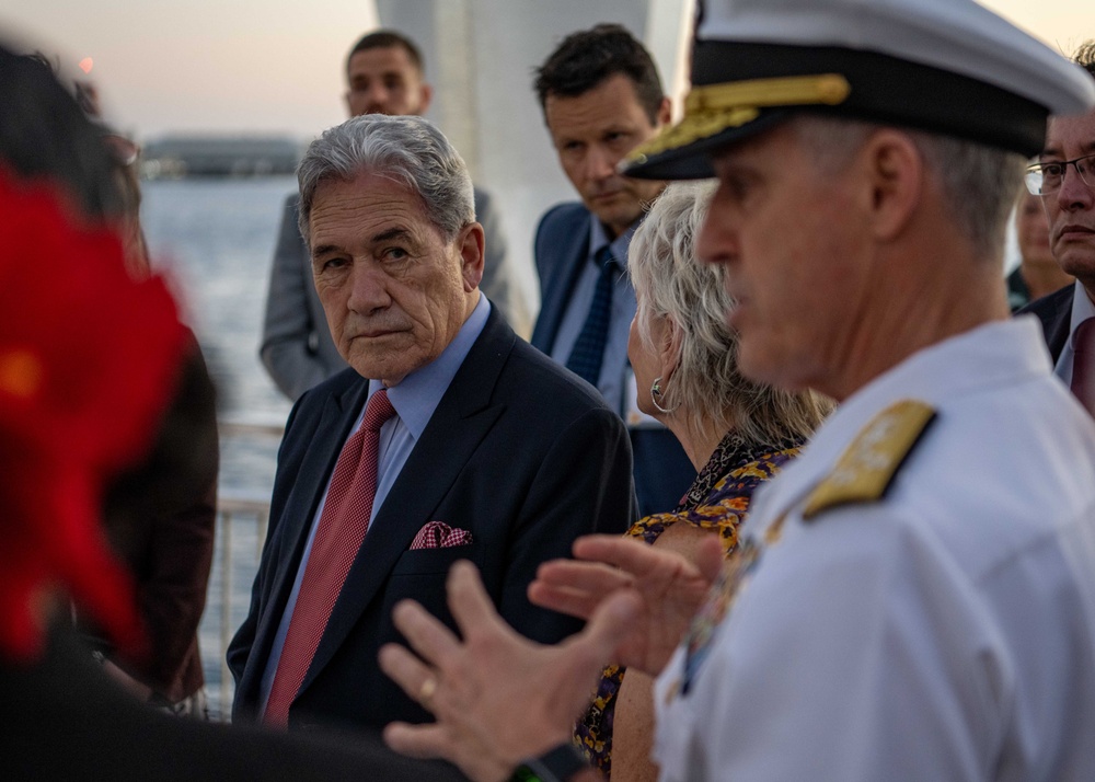 New Zealand Deputy Prime Minister Tours USS Arizona Memorial with COMPACFLT