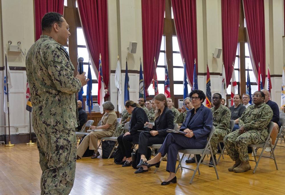 Deputy Assistant Secretary of Defense for Health Services Policy and Oversight Visits USNH Yokosuka