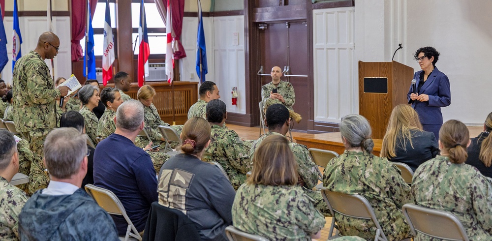Deputy Assistant Secretary of Defense for Health Services Policy and Oversight Visits USNH Yokosuka