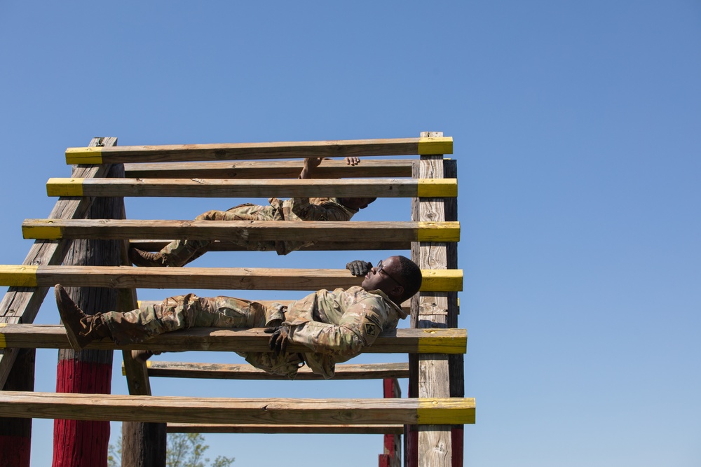 XVIII Airborne Corps Best Squad Competition: Special Forces Obstacle Course
