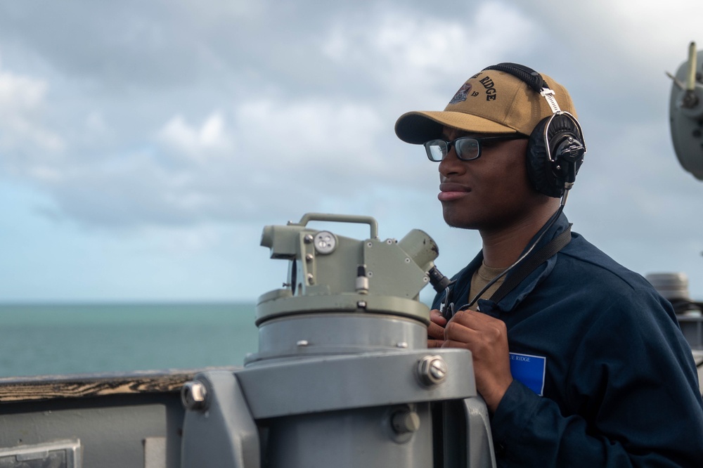 USS Blue Ridge (LCC 19) visits Cairns, Australia