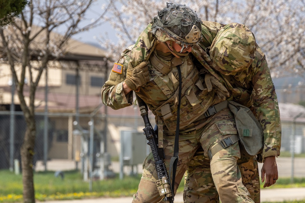 Soldiers Prep for Expert Field Medical Badge Testing on Camp Casey