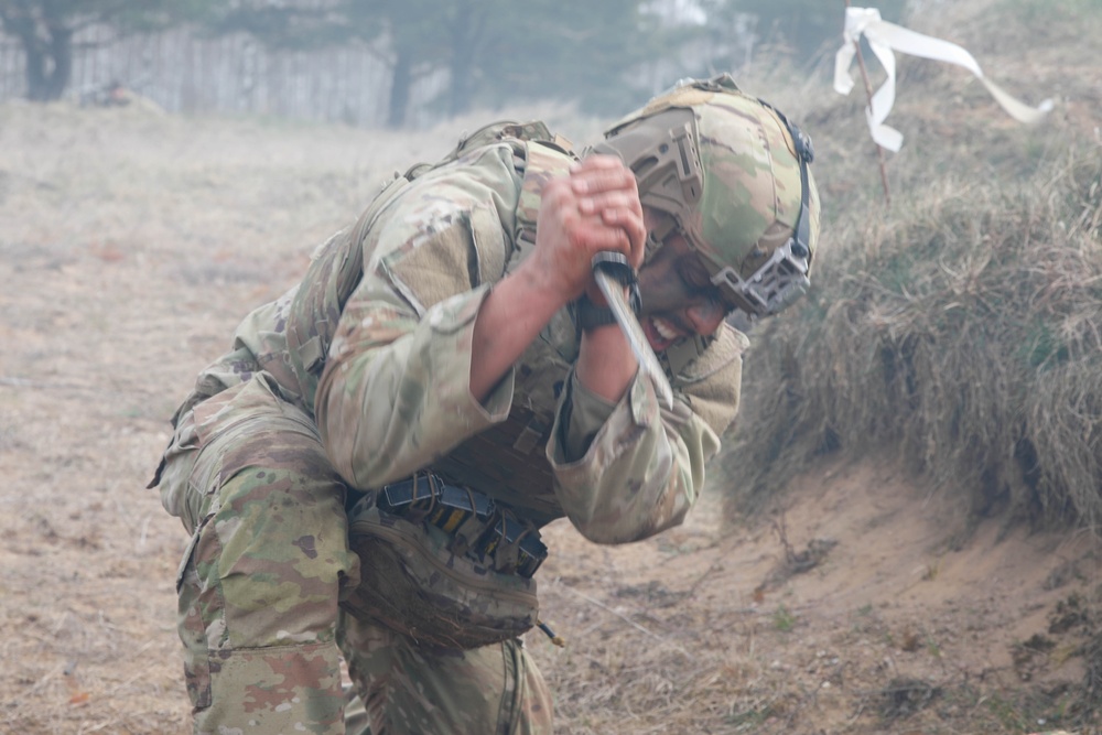 U.S. Army Soldiers Run Bayonet Lanes During British Army Leader Development Programme