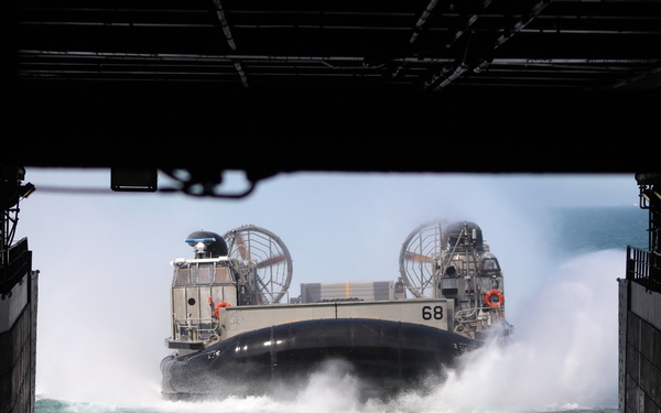 LCAC OPS