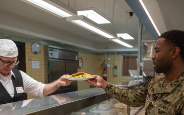 CNREURAFCENT Achieves Region-Wide Five-Star Accreditation across all galleys in FY25 CNIC Assessment