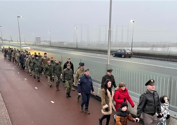 Sunset veteran march honors past, present