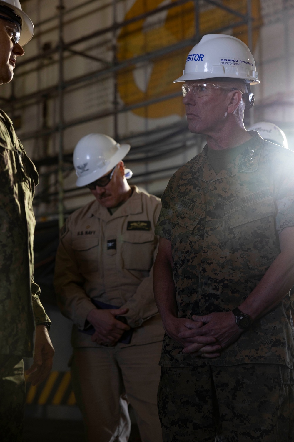 39th Commandant of the Marine Corps Visits USS Bataan