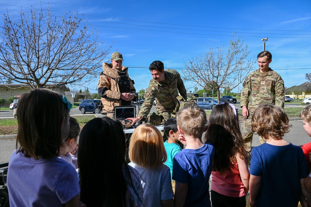 Recce Town celebrates Month of the Military Child