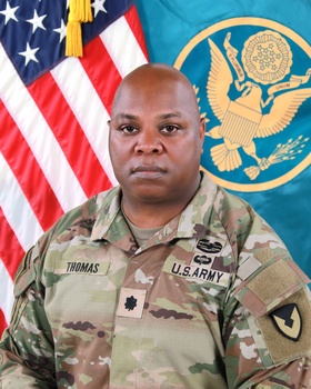 Commander