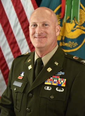 Commander