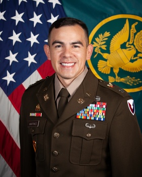 Commander