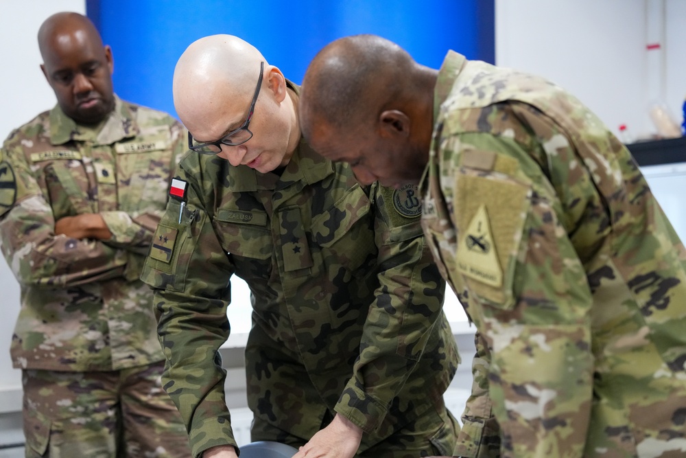 1AD DSB Establishes Partnership with Polish Territorial Defense Forces