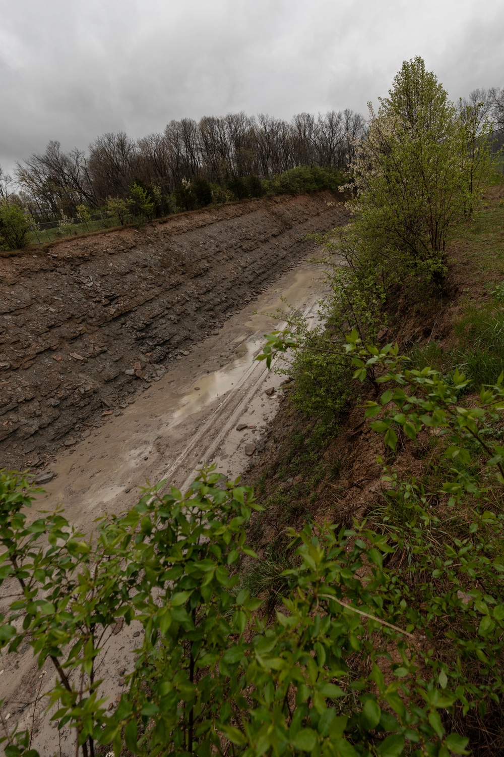 Louisville District monitors lake levels at USACE dams