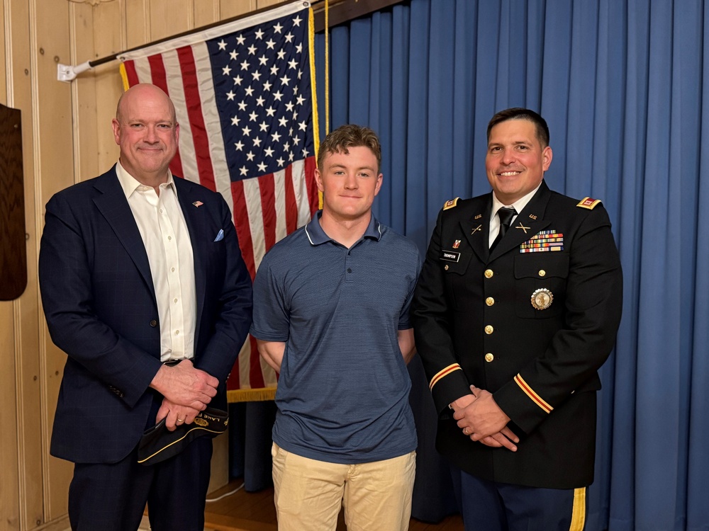 Illinois Army National Guard Officer Speaks at American Legion Post 264