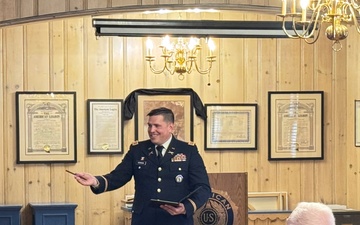Illinois Army National Guard Officer Speaks at American Legion Post 264