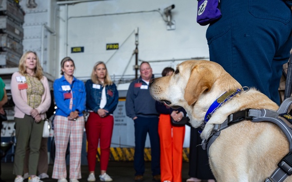 USMC General Spouses Visit Wasp