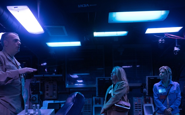 USMC General Spouses Visit Wasp