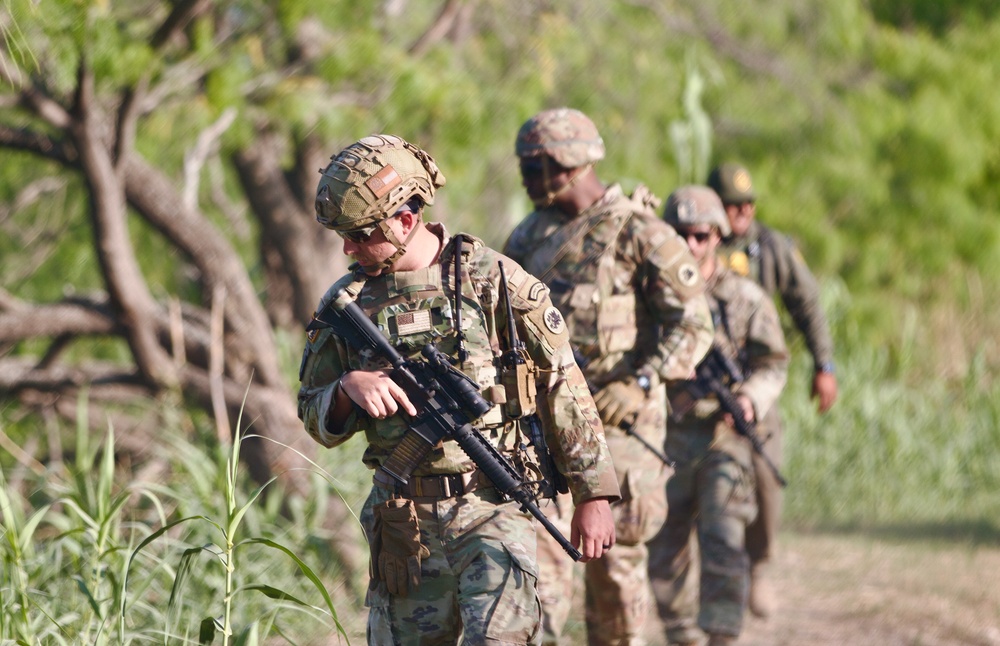 277th Support Maintenance Company, conducts joint patrol along the Southern Border