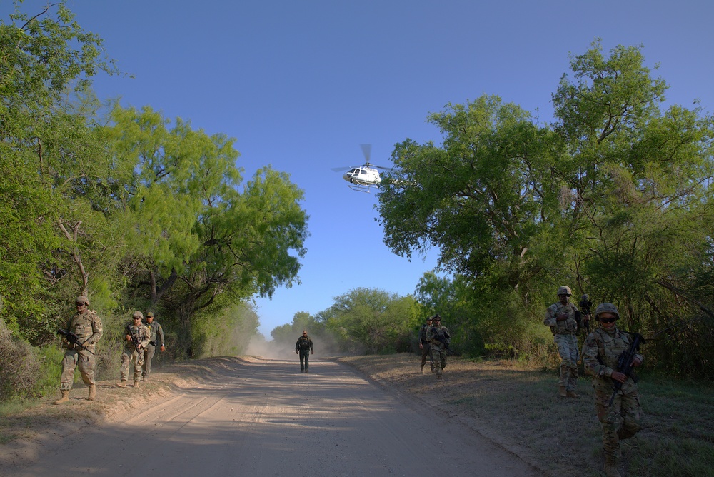 277th Support Maintenance Company, conducts joint patrol along the southern border