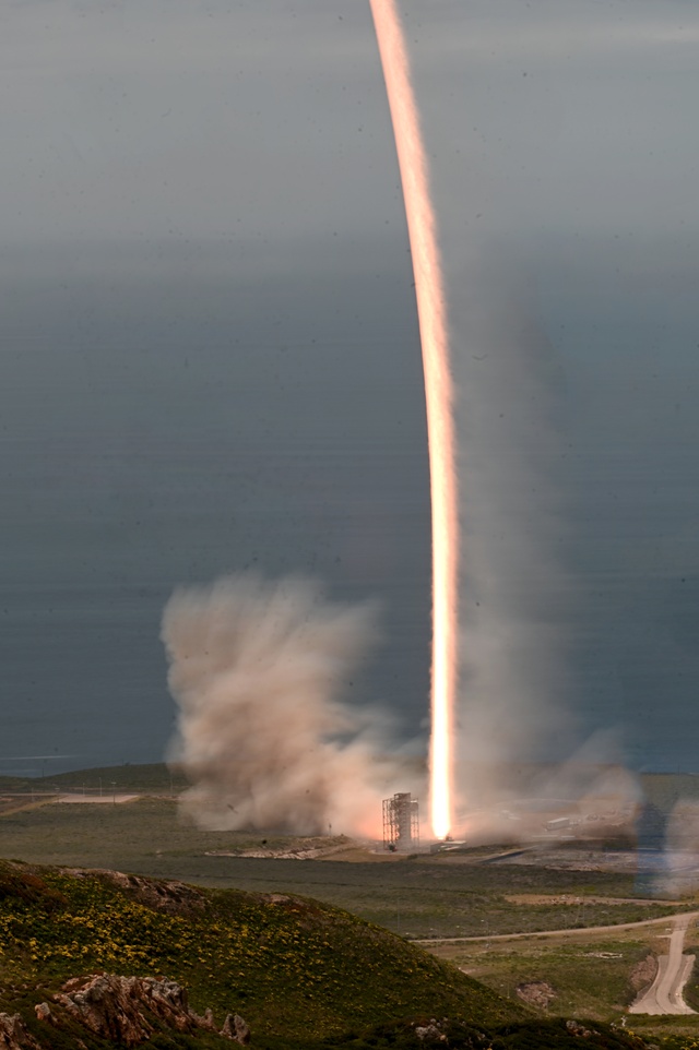 Vandenberg Launches NROL-174 Mission