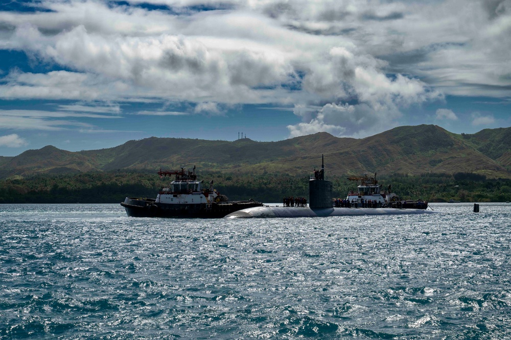 USS Annapolis Returns to Naval Base Guam