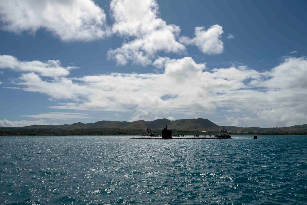 USS Annapolis Returns to Naval Base Guam