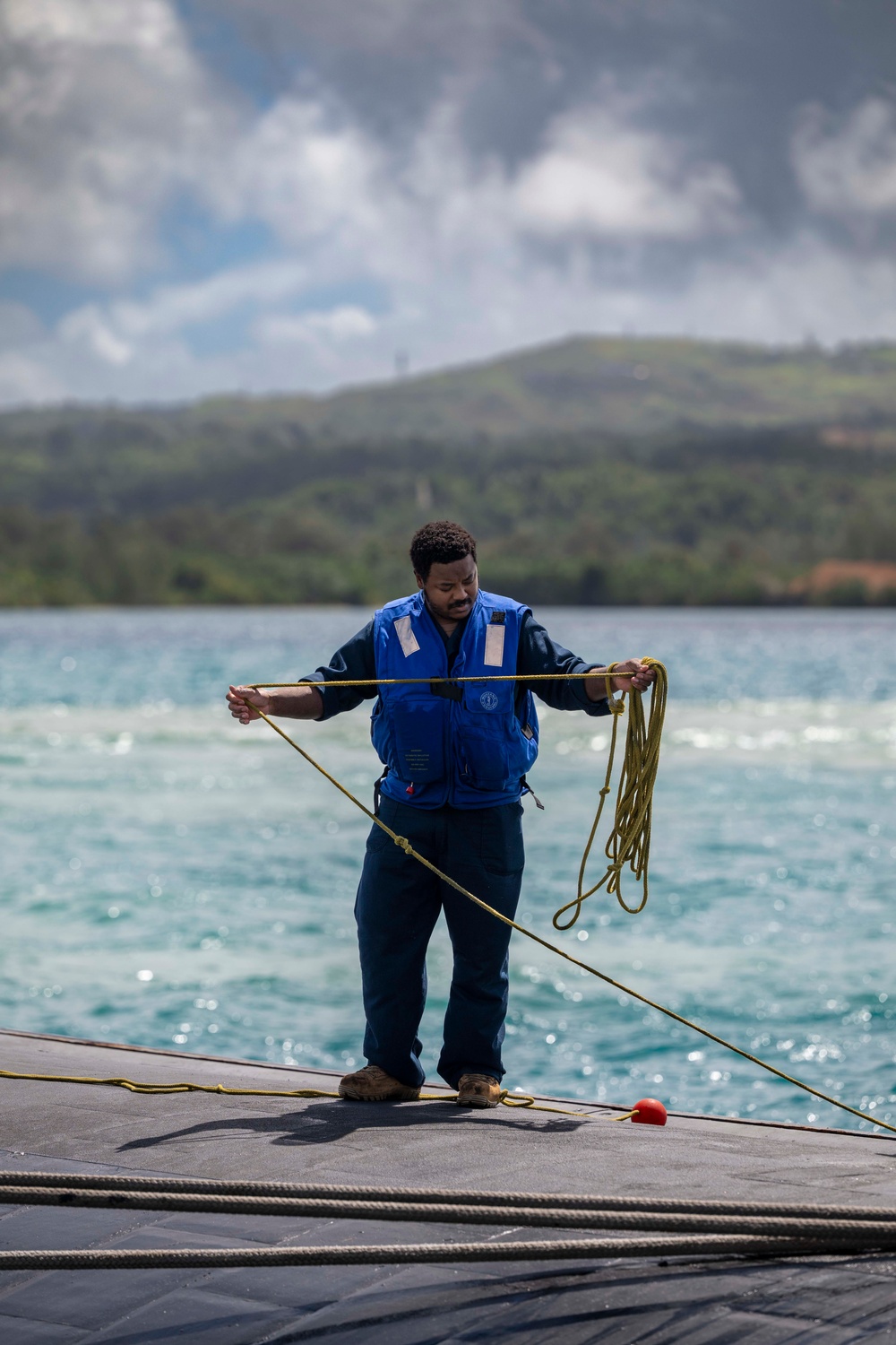 USS Annapolis Returns to Naval Base Guam