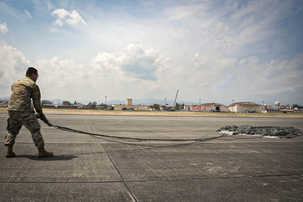 Yokota Airmen train for precision airdrops