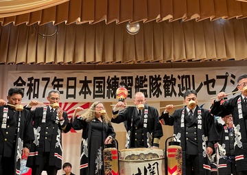 Captain Hockran Participates in Kanpai during the JMSDF Training Command Welcome Reception