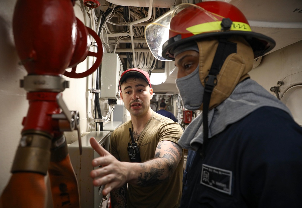 USS Milius (DDG 69) Conducts Integrated Training Team Drills While Operating in the South China Sea
