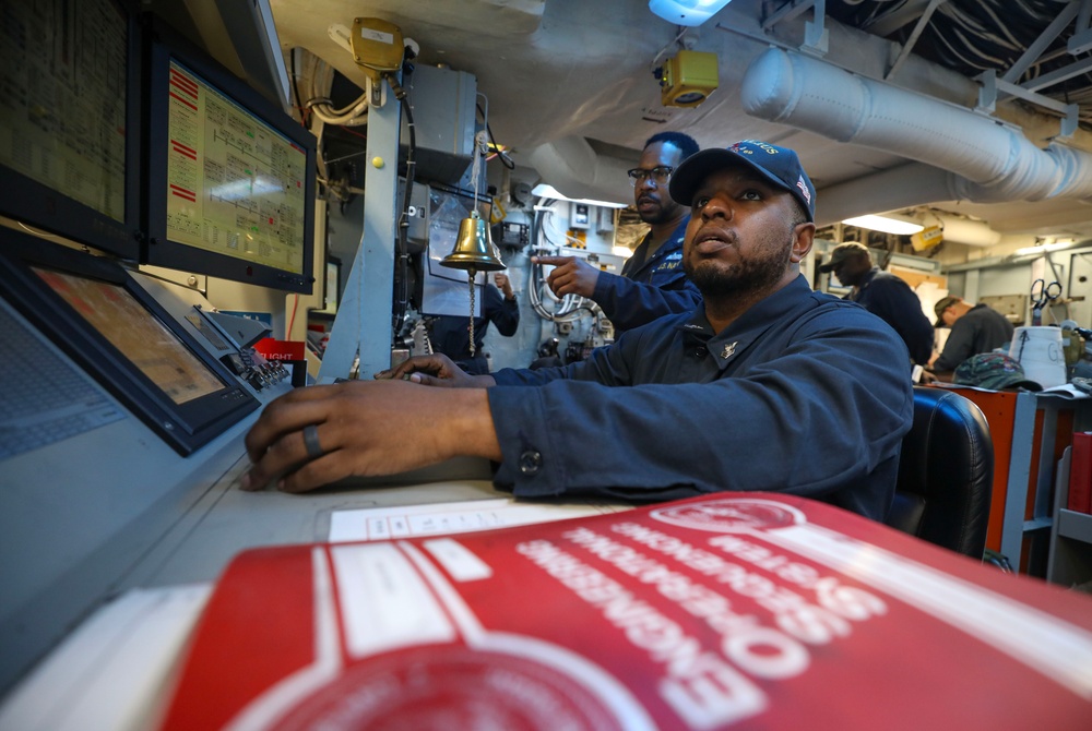 USS Milius (DDG 69) Conducts Integrated Training Team Drills While Operating in the South China Sea