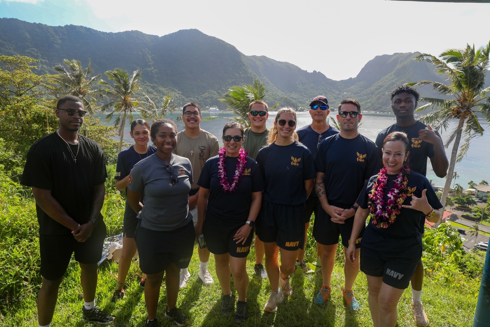 Sailors attend boat race held in honor of Flag Day during American Samoa Navy Week