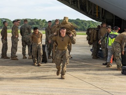 Balikatan 25: Marine Rotational Force – Darwin 25.3 arrives to Puerto Princesa