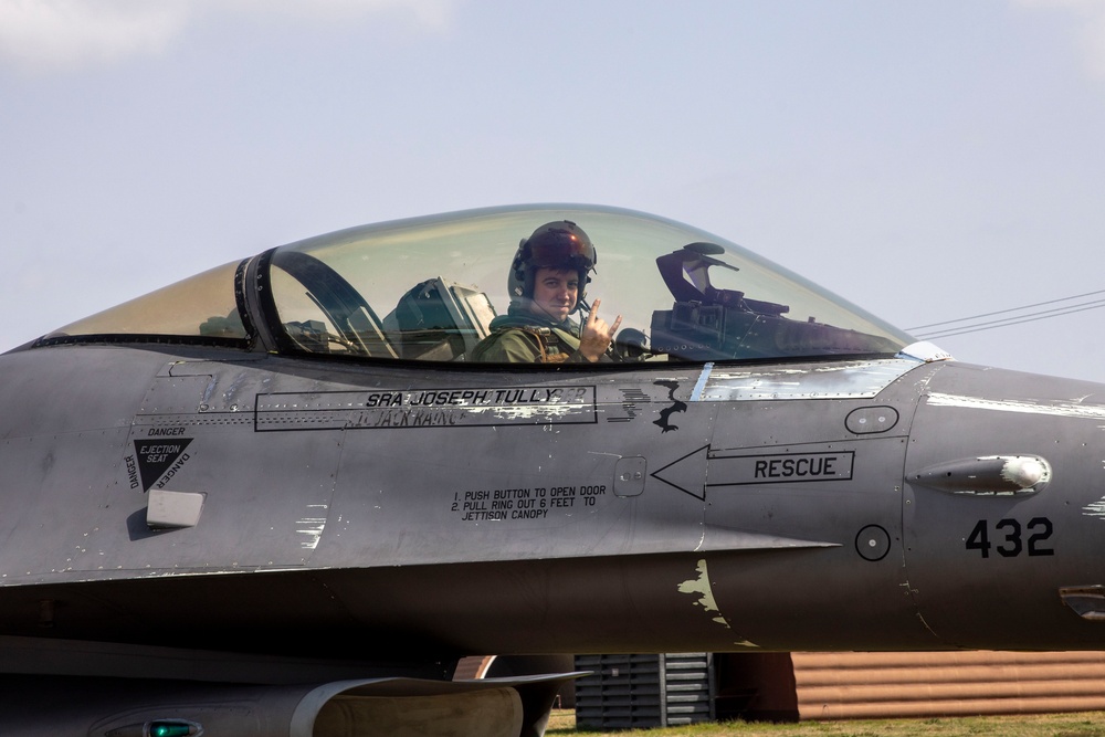 U.S. Marine Corps, Air Force ready for Freedom Flag 25-1