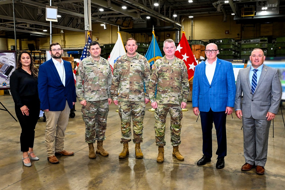 DLA Distribution Corpus Christi showcases capabilities to AMC leader