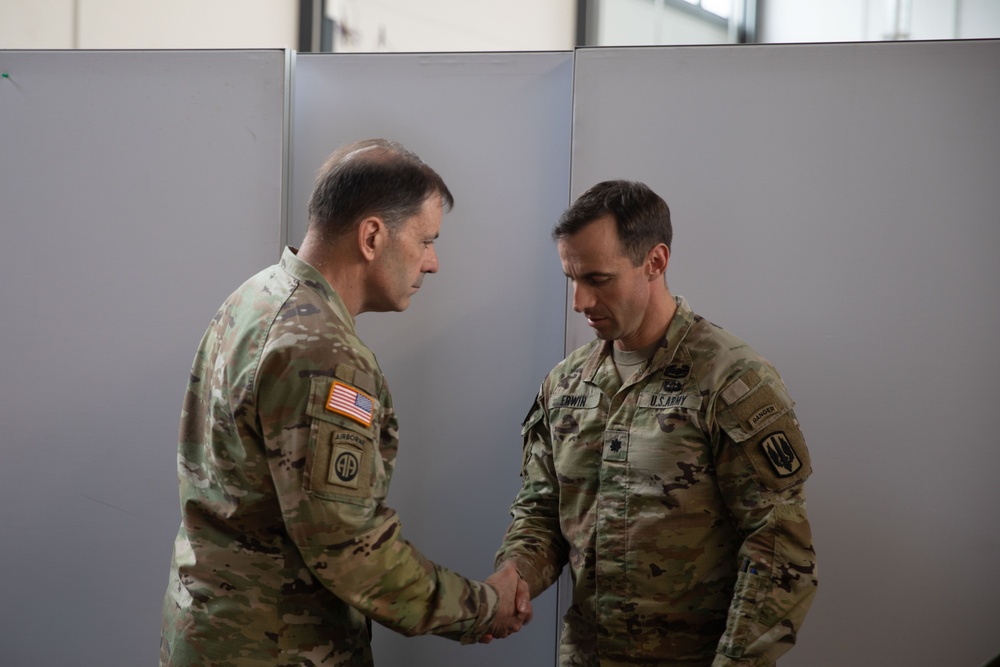 General Donahue Visits U.S. Soldiers in Estonia