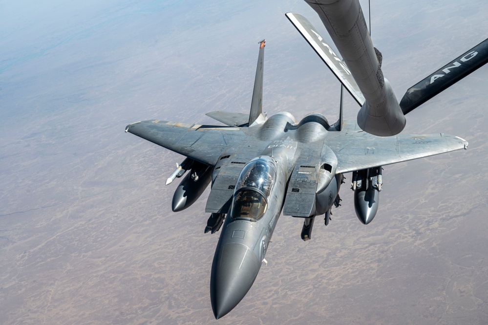 Strike Eagles in-air refuel for Operation Inherent Resolve
