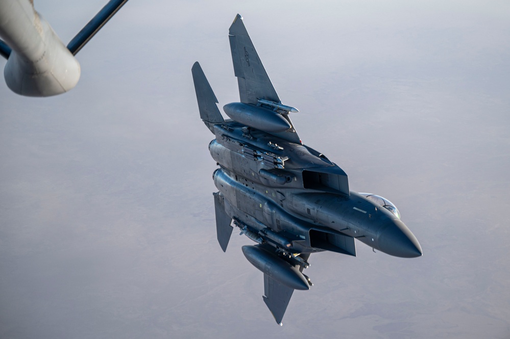 Strike Eagles in-air refuel for Operation Inherent Resolve