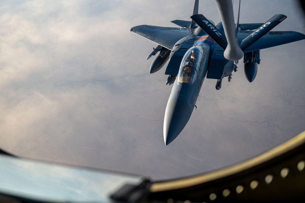 Strike Eagles in-air refuel for Operation Inherent Resolve