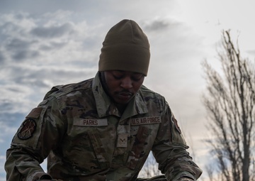 5th Civil Engineer Squadron: Taking pests out like pros